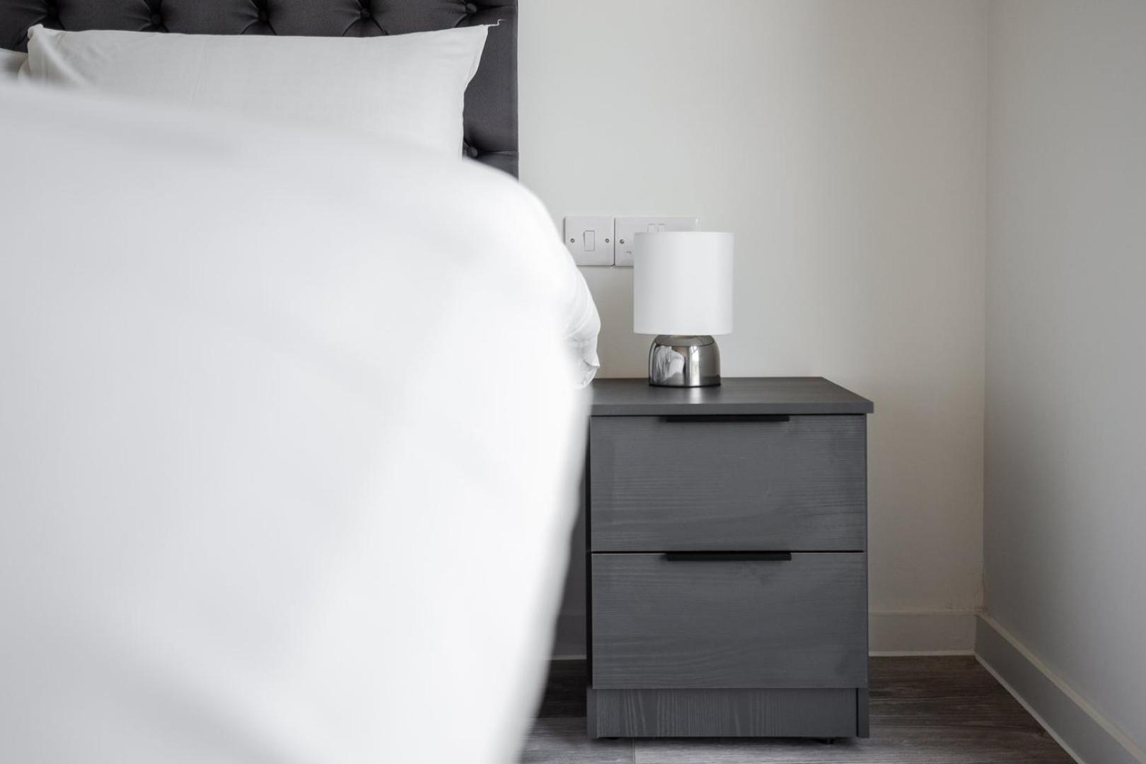 Comforting City Retreat In Vauxhall - No Wifi ลิเวอร์พูล ภายนอก รูปภาพ